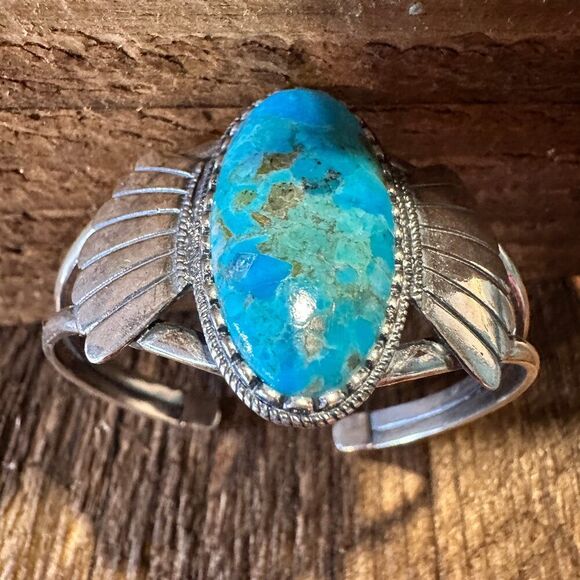 Native American Turquoise Winged Abedabun Sterling Silver Cuff Bracelet in Gift - Picture 13 of 14